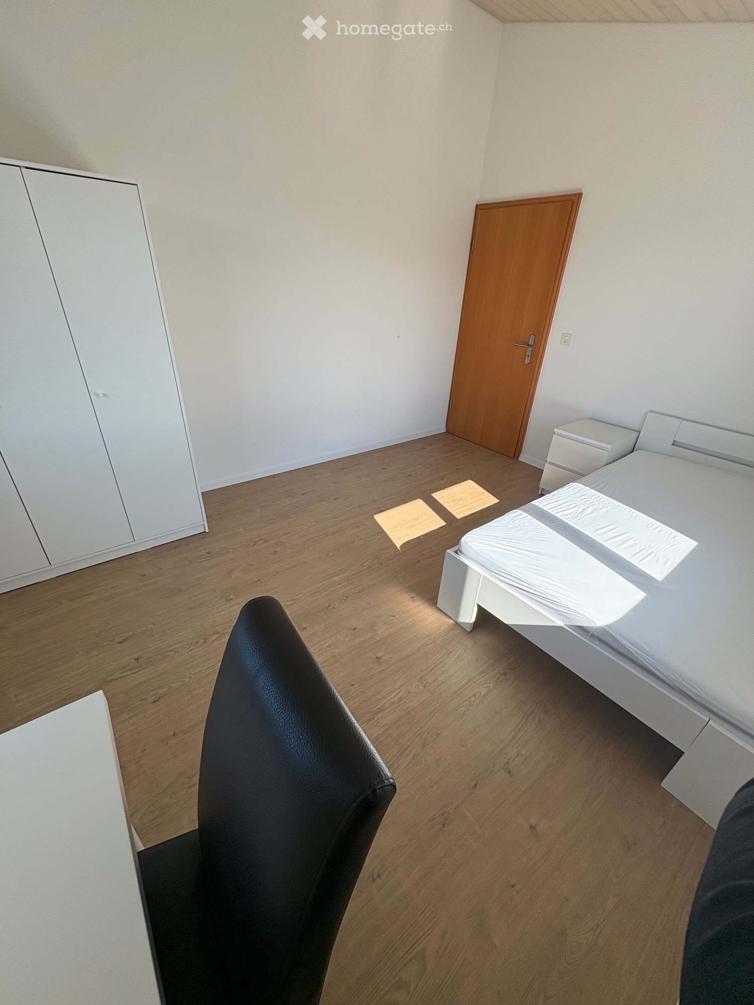 1 room single room