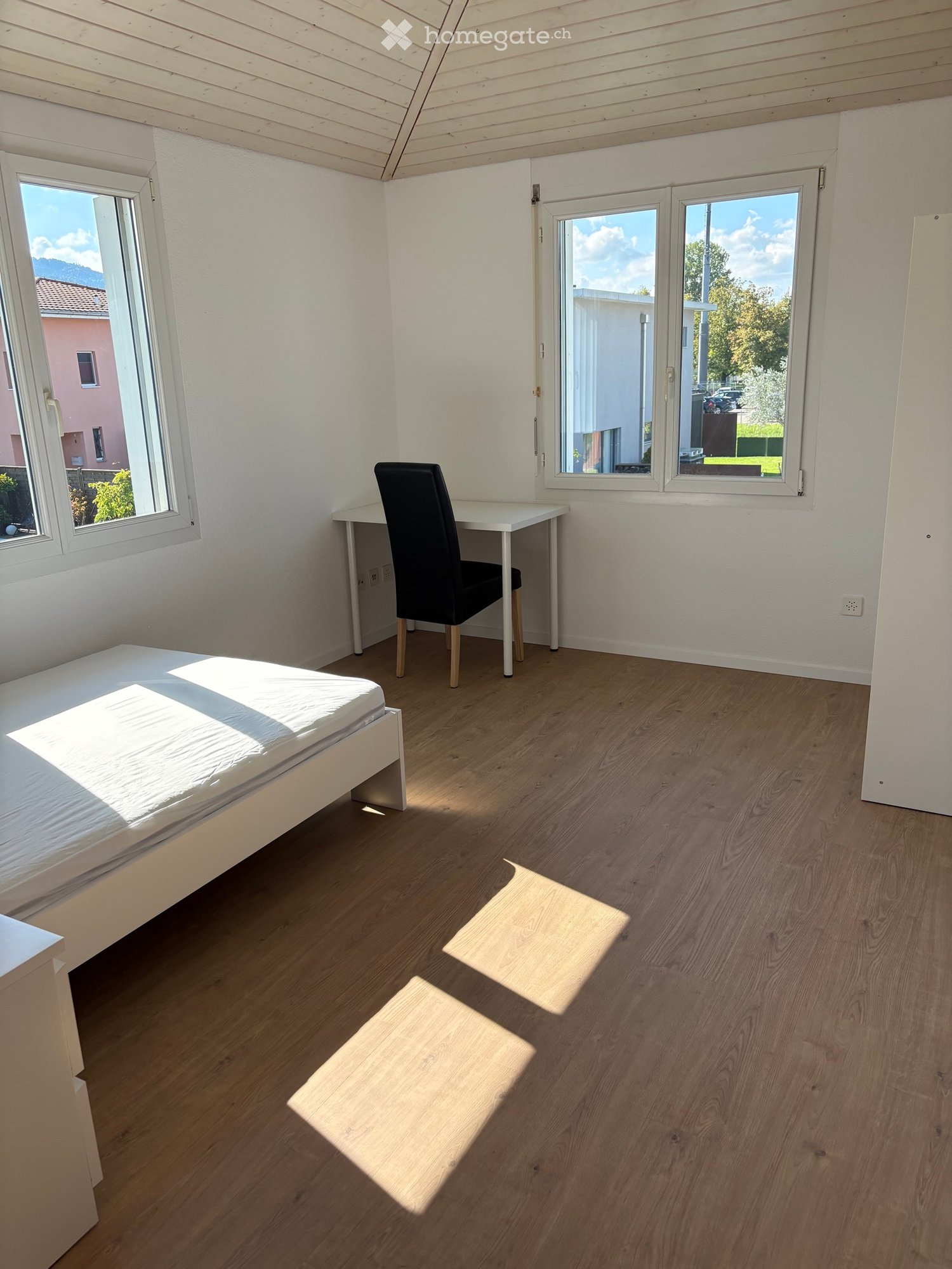 1 room single room