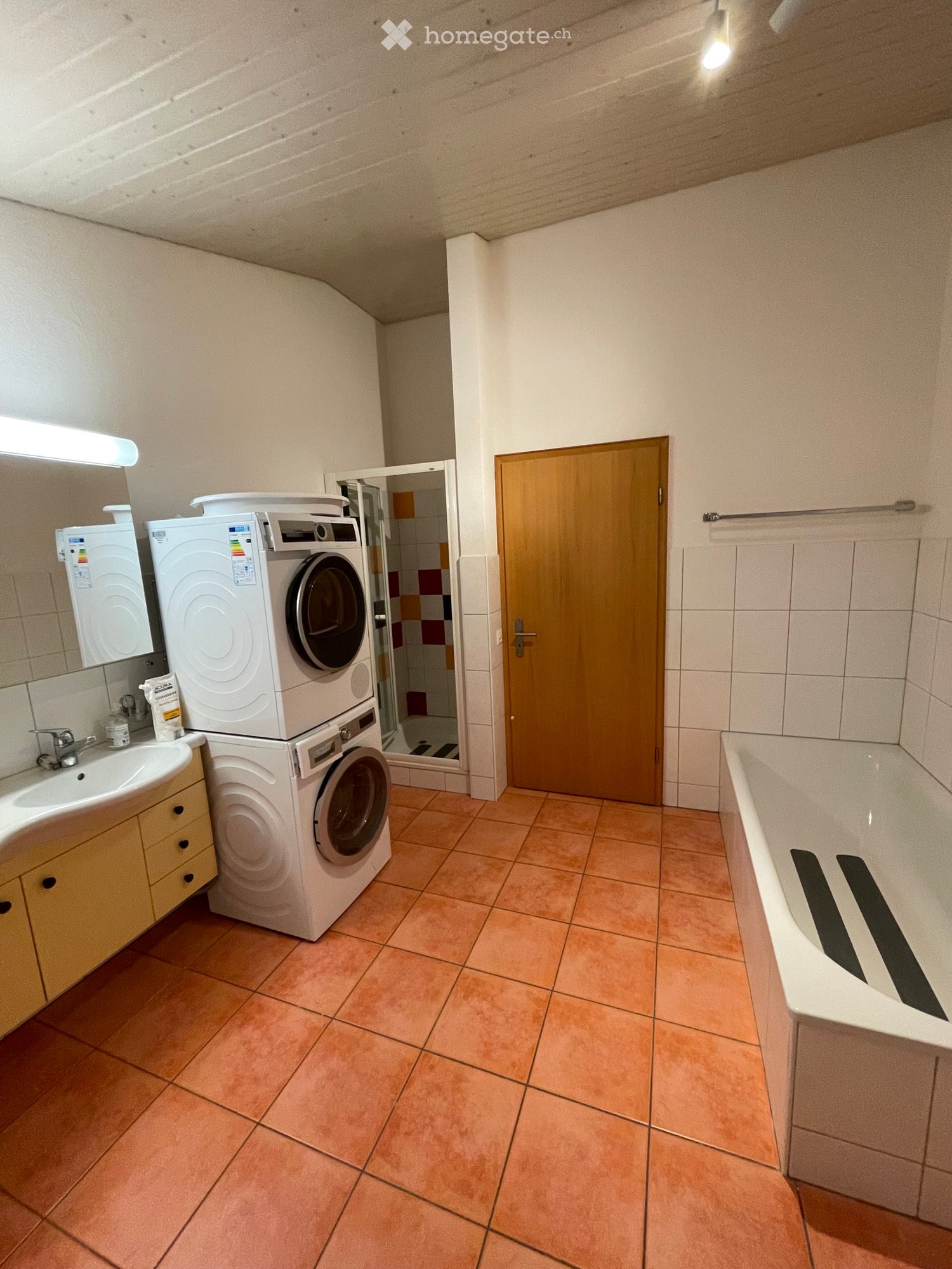 1 room single room