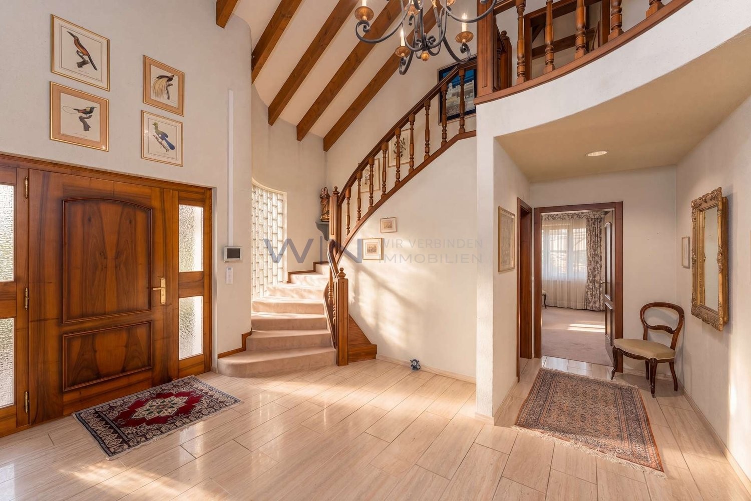 9 rooms single house