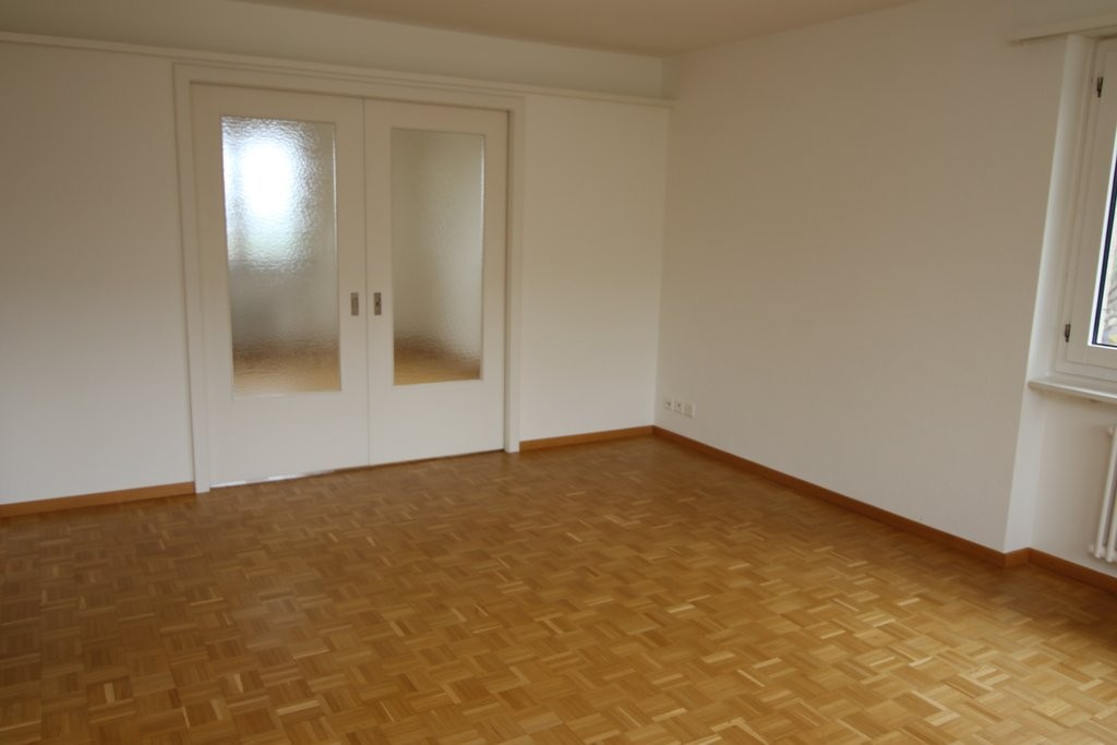 5 rooms apartment