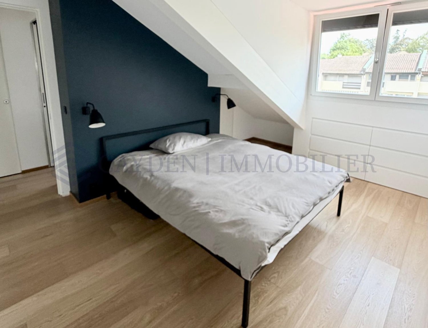 6 rooms apartment