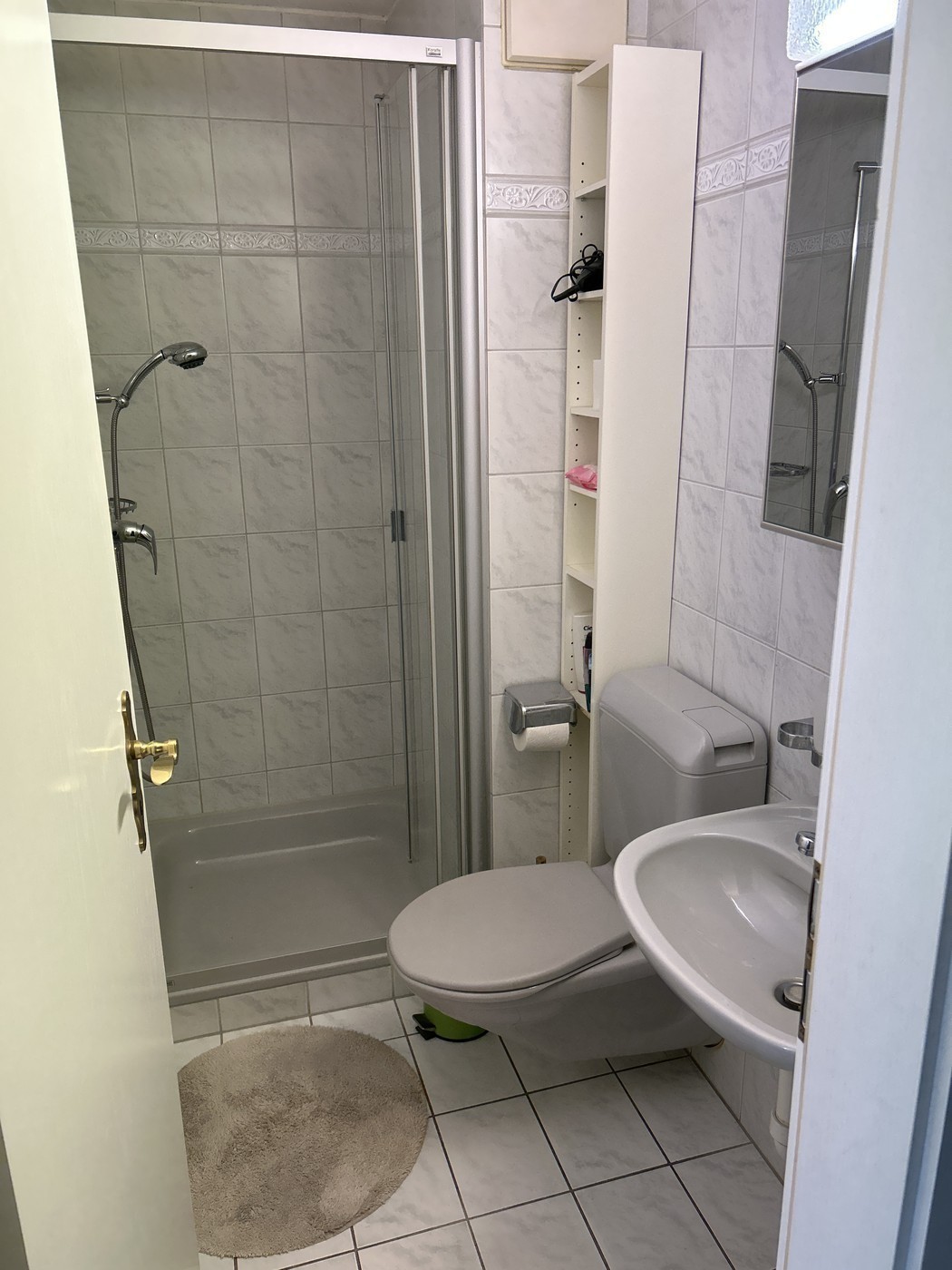 Room in a shared flat, Foto 3 von 6