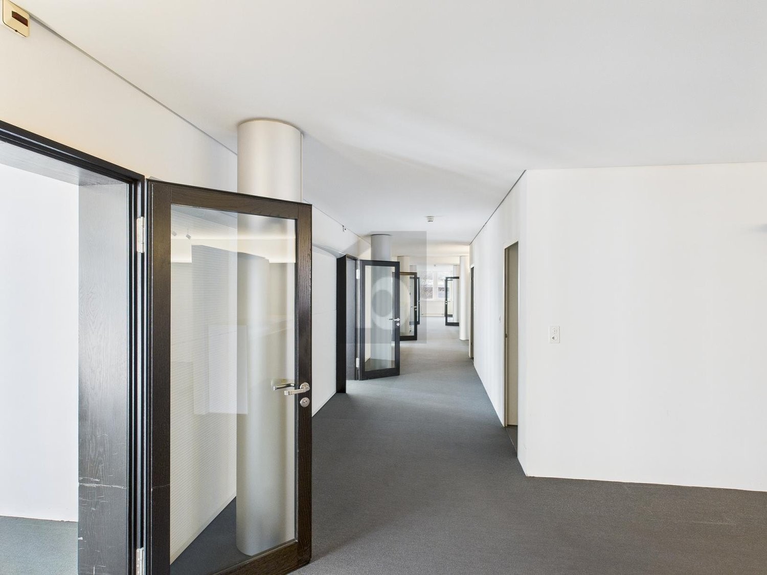386m² office, Foto 2 von 4