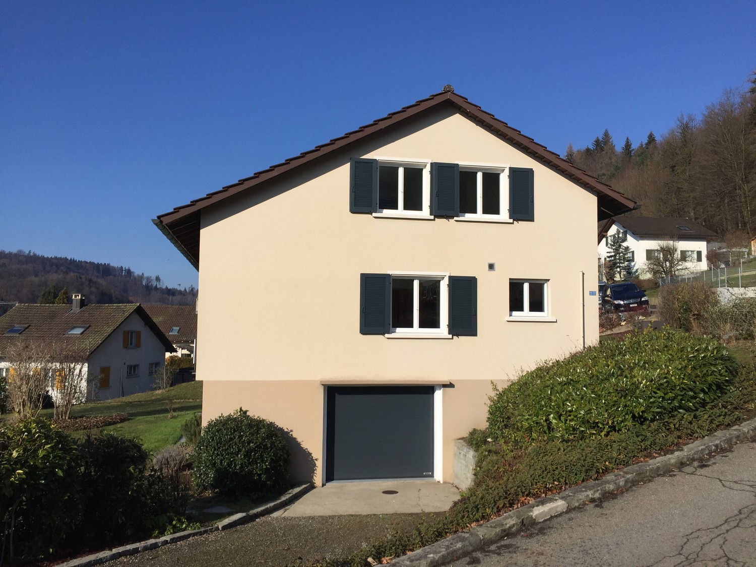 6 rooms single house