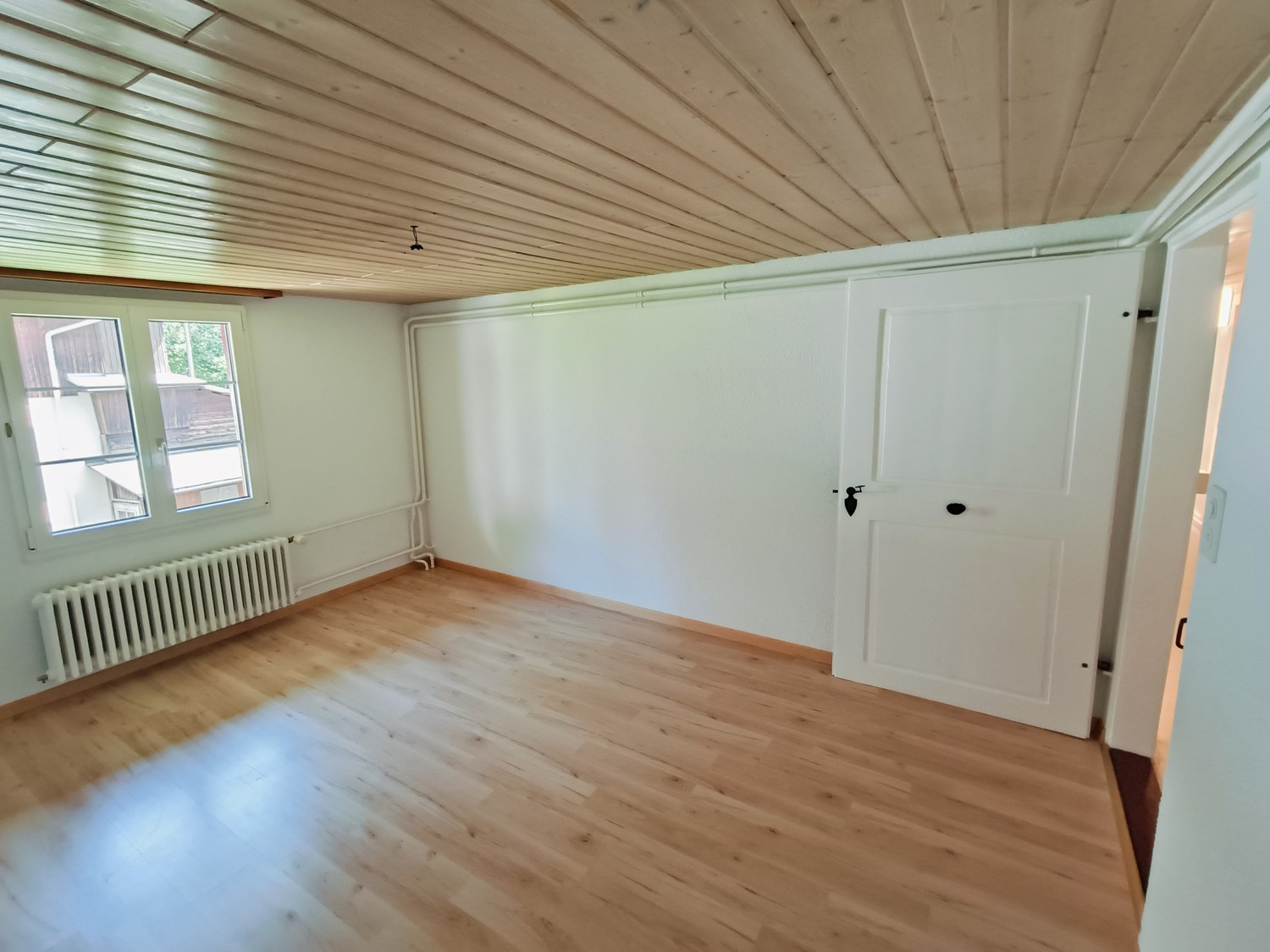 5 rooms apartment, Foto 10 von 10