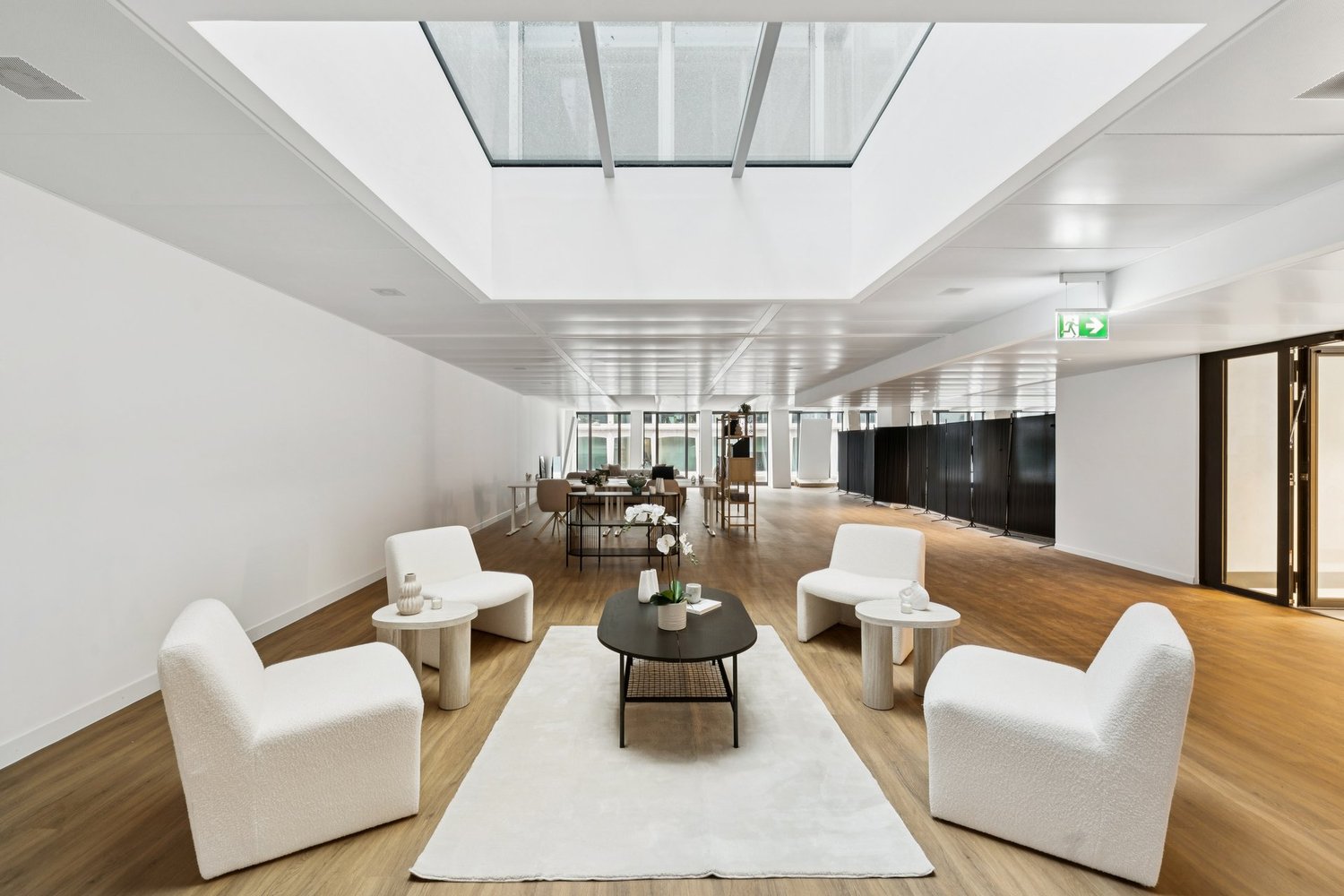 452m² Büro, Foto 5 von 10