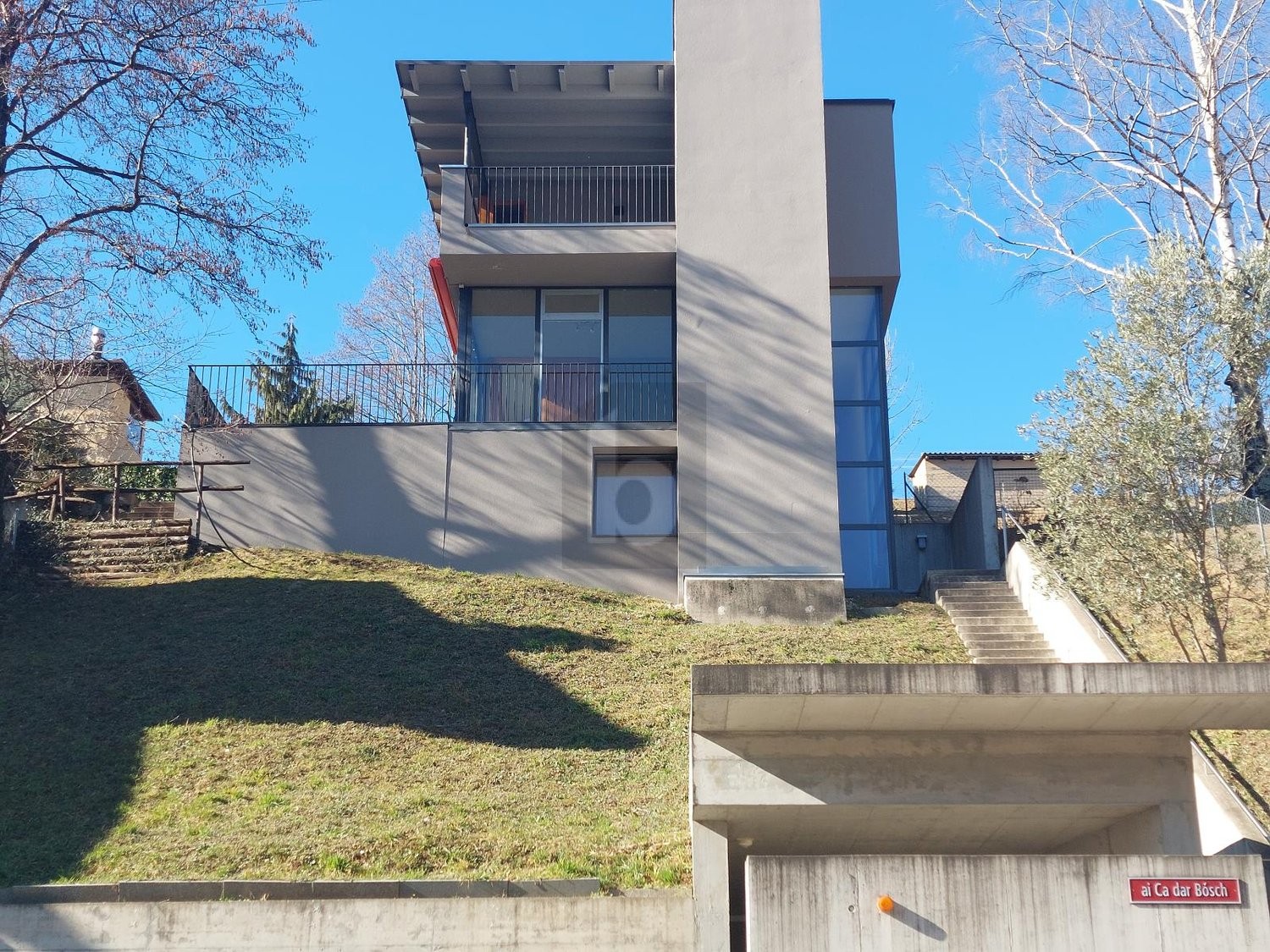 7 ½ Zimmer Villa, Foto 2 von 4