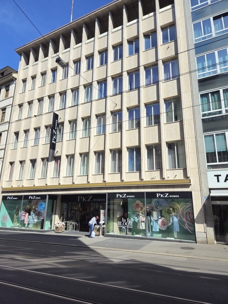 525m² shop, Foto 5 von 6