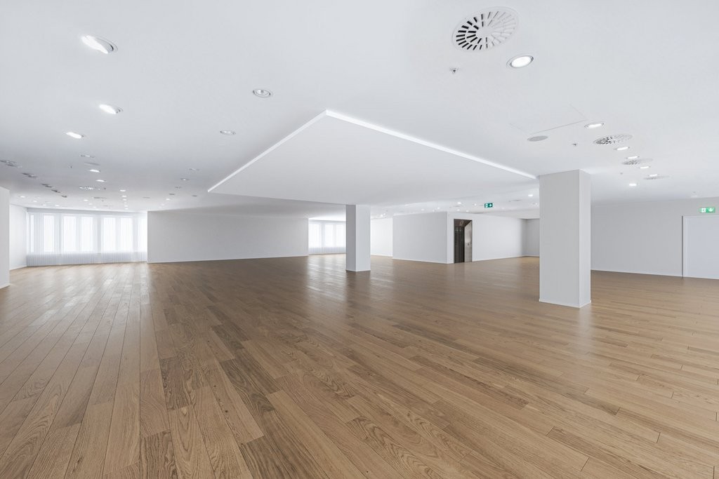 525m² shop, Foto 1 von 6
