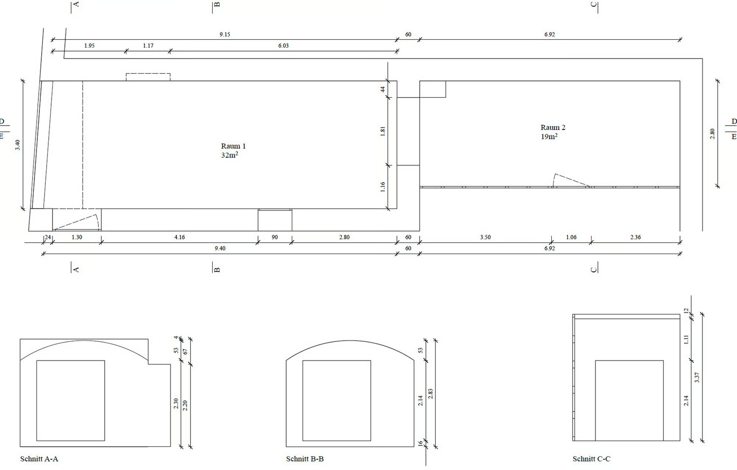 90m² commercial