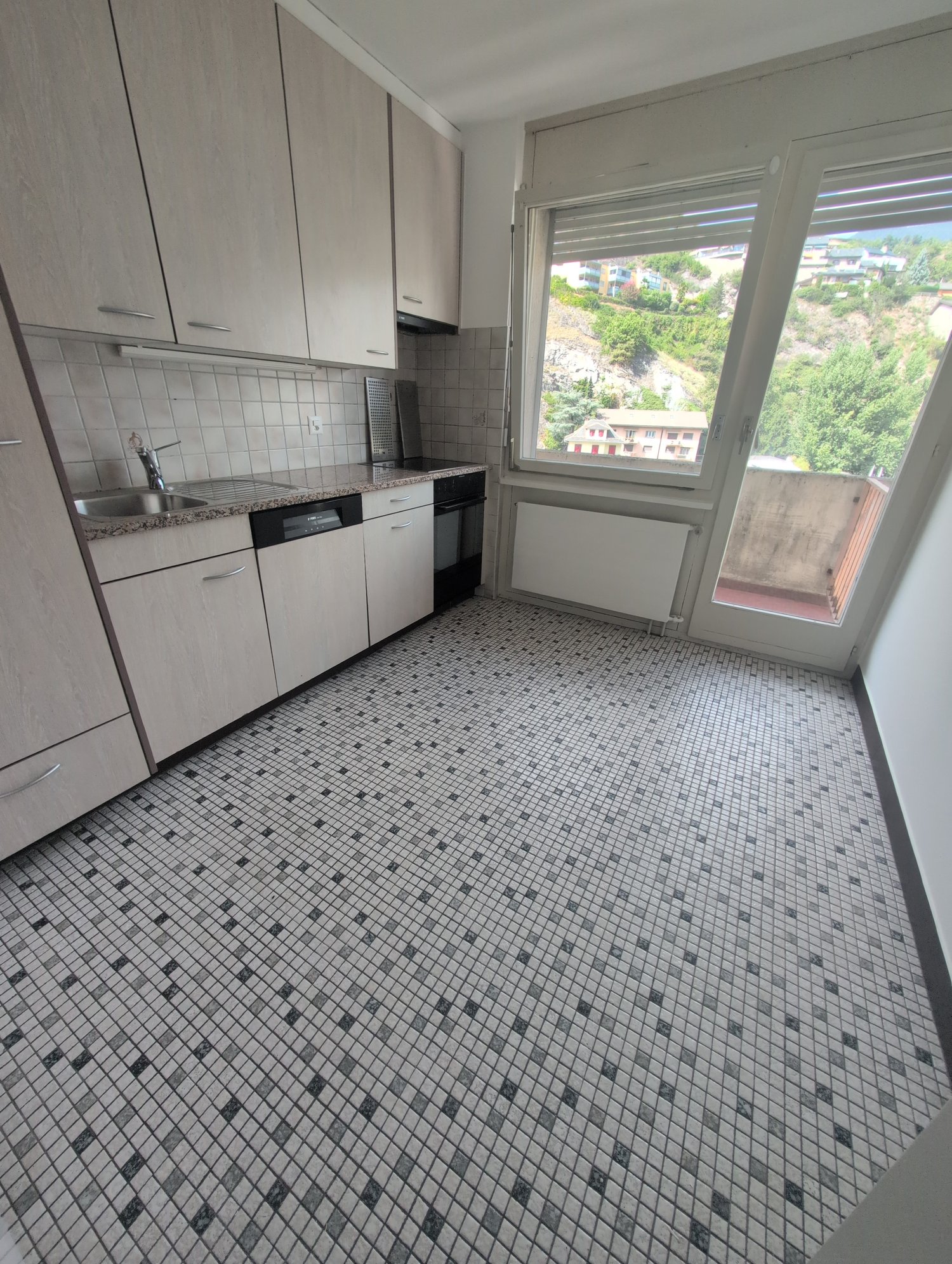 3 ½ Zimmer-Wohnung, Foto 3 von 10