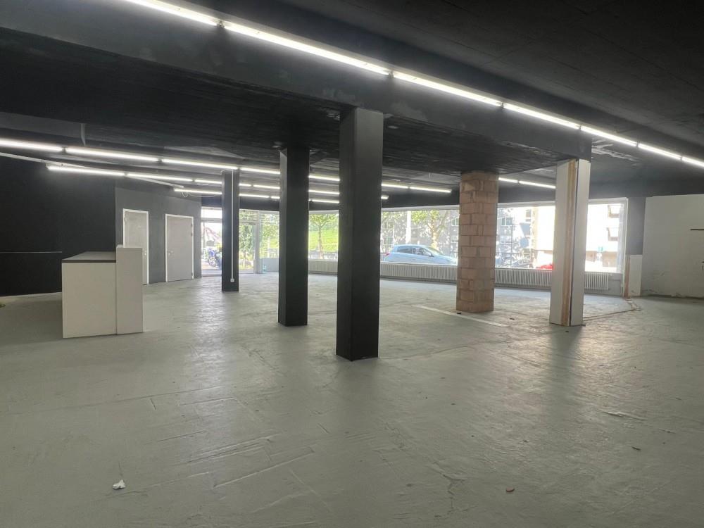 400m² shop, Foto 5 von 10
