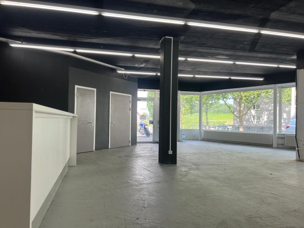 400m² shop, Foto 4 von 10