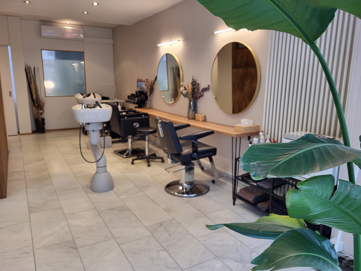 Commercial, Foto 2 von 8