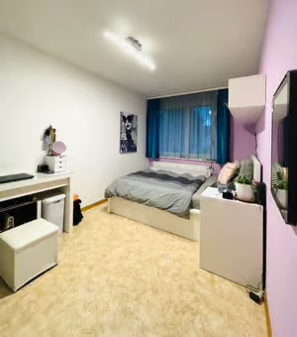 1 room single room, Foto 2 von 5