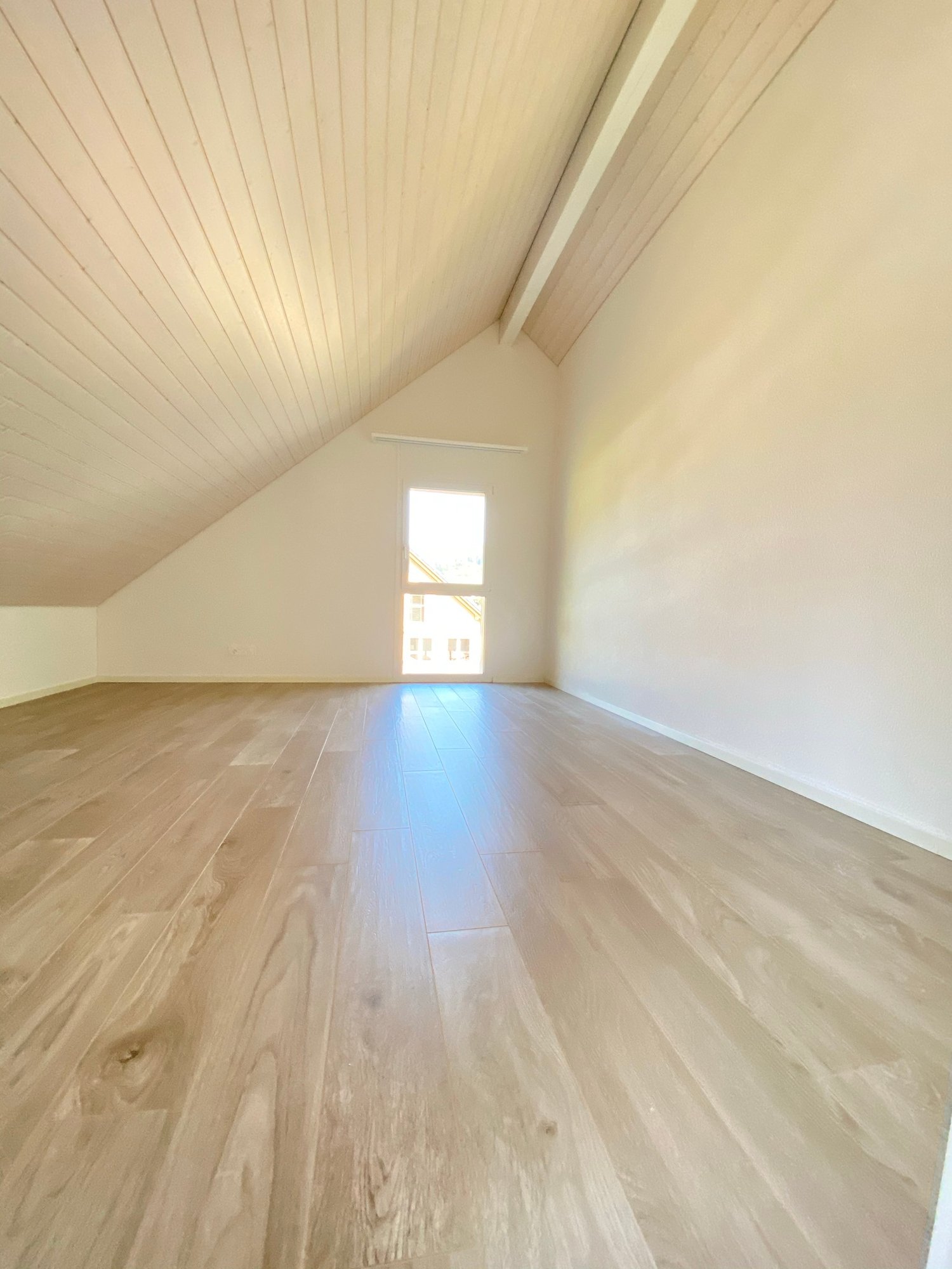 4 ½ rooms roof flat, Foto 4 von 10