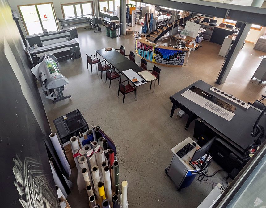 290m² office