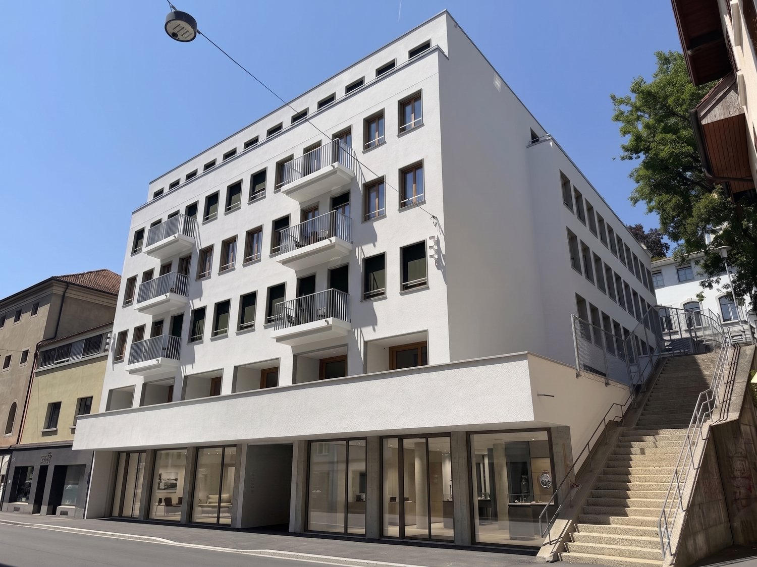 negozio di 1017m²