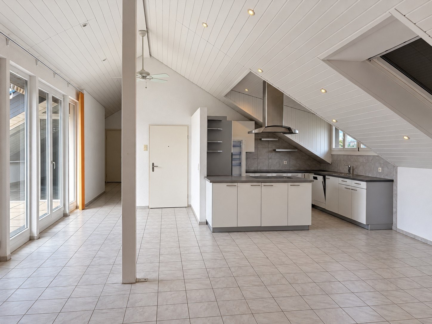 Appartement de toit de 2 ½ pièces