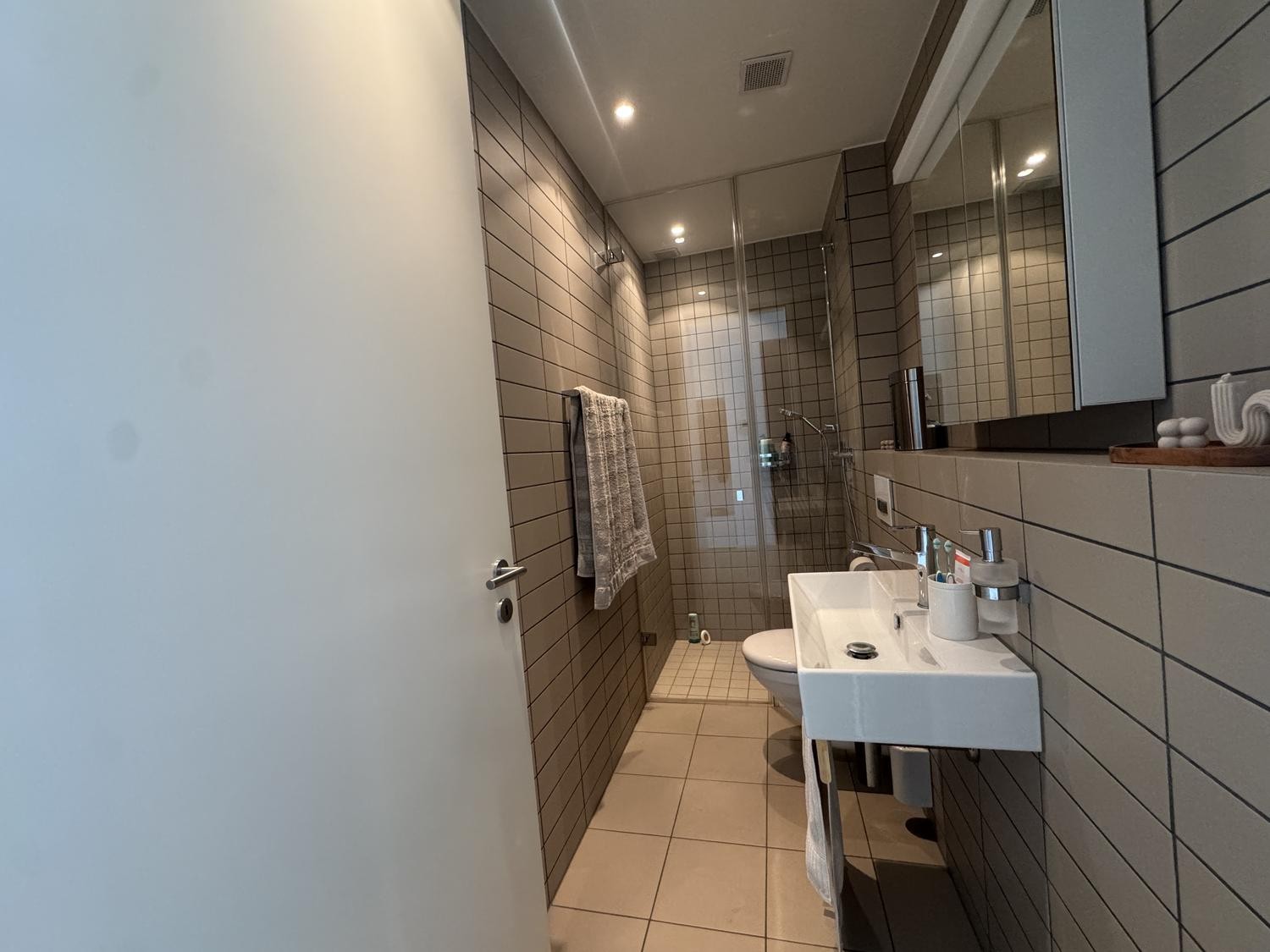 4 rooms apartment, Foto 8 von 10