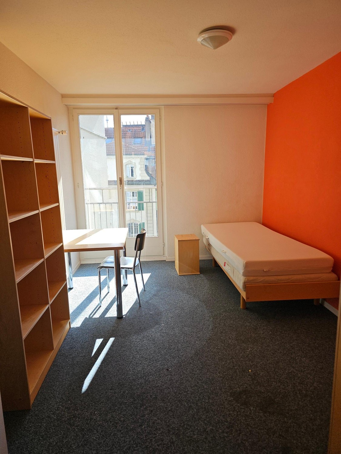 Room in a shared flat, Foto 1 von 4