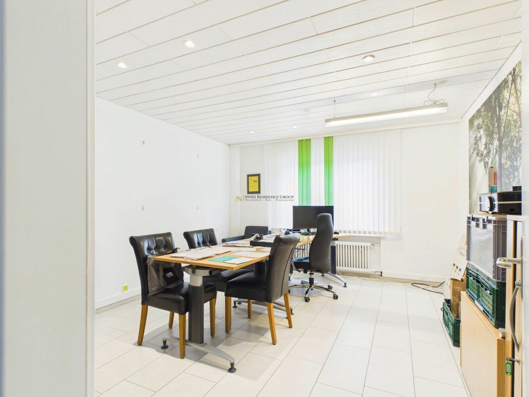 1580m² commercial