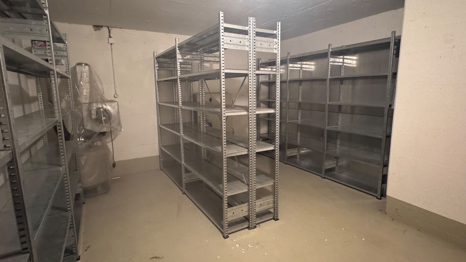Open slot