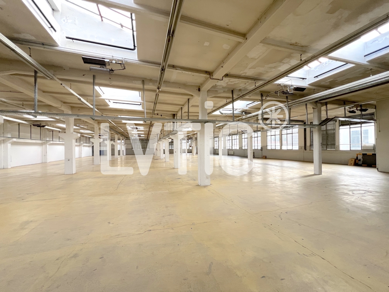 1373m² storage room, Foto 6 von 8