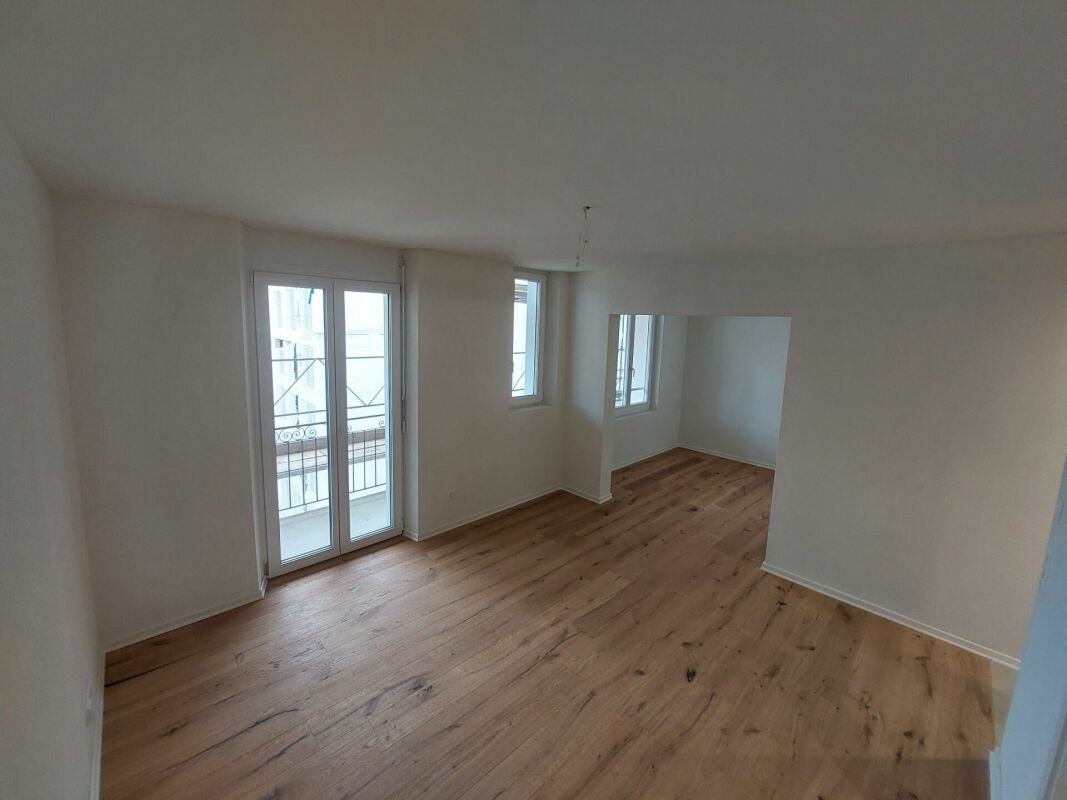 Apartment, Foto 1 von 6