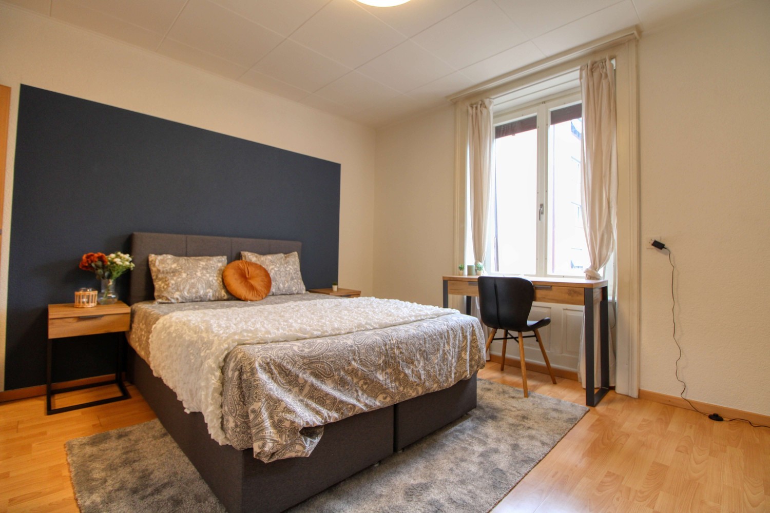 1 room single room
