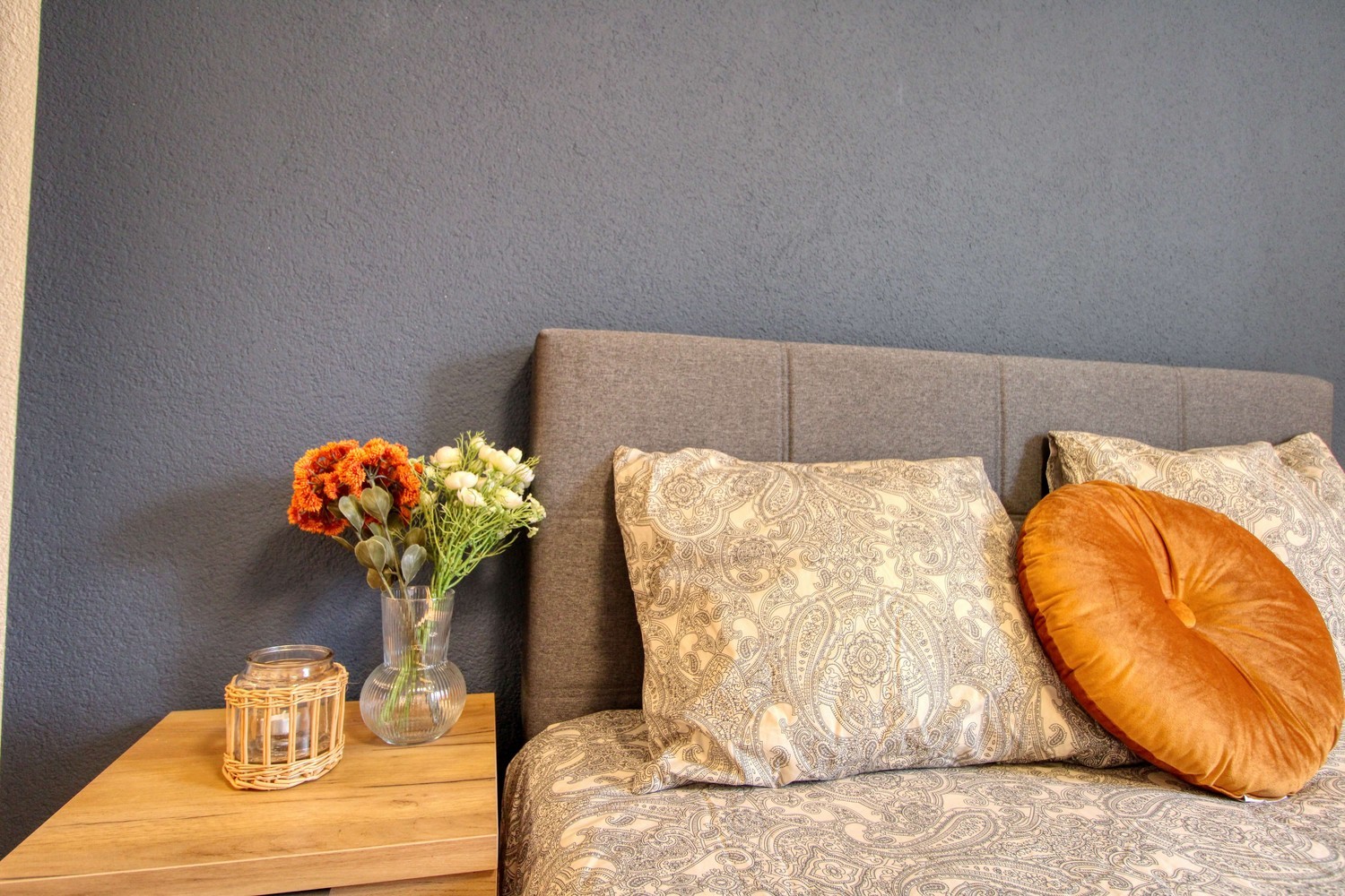 1 room single room