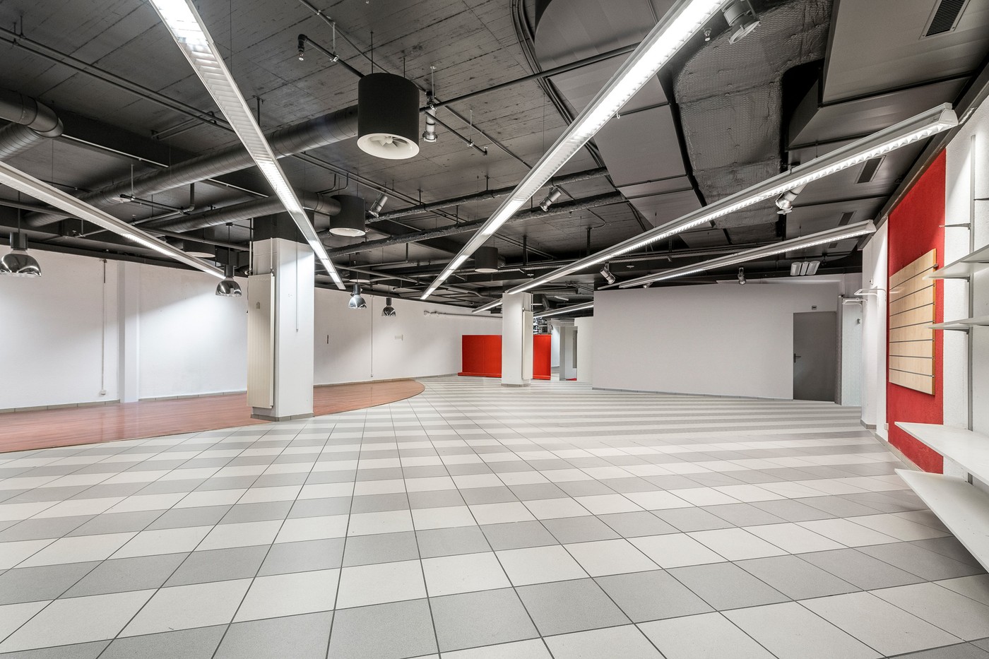 Negozio di 230m²