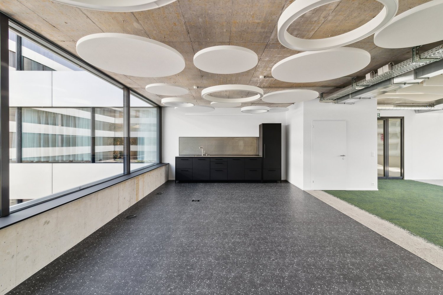 251m² ufficio, foto 5 di 10
