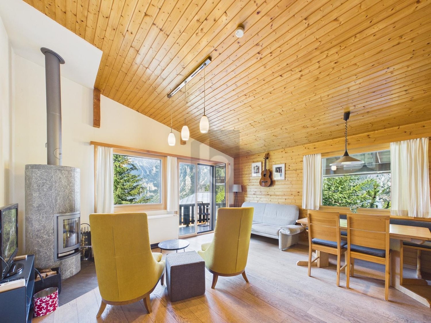 5 rooms chalet