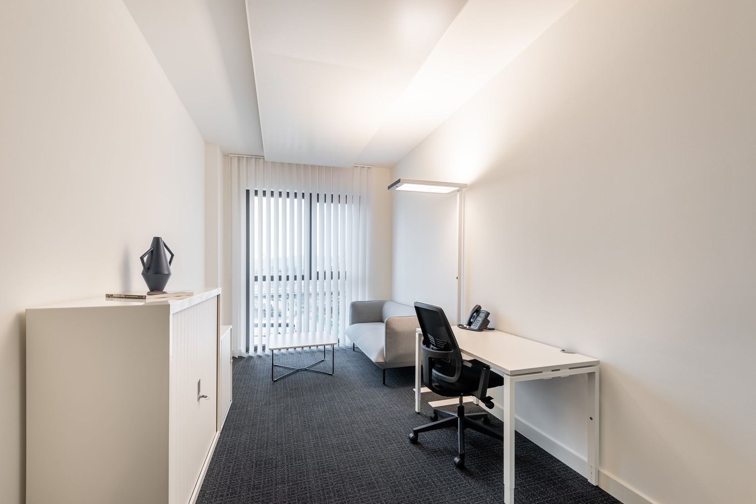 50m² office