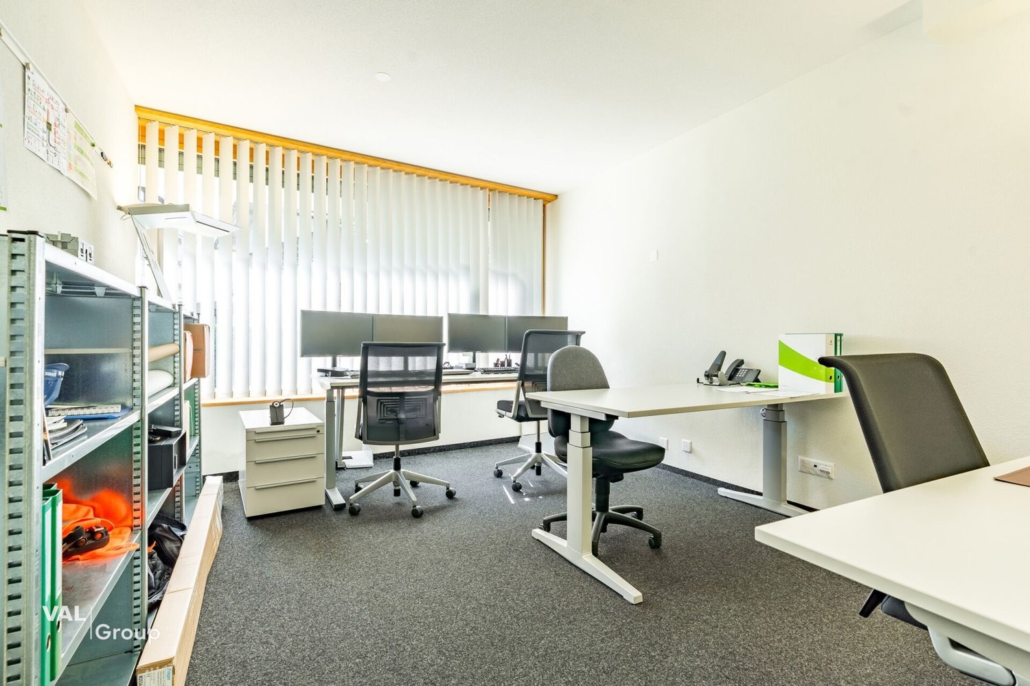 150m² office