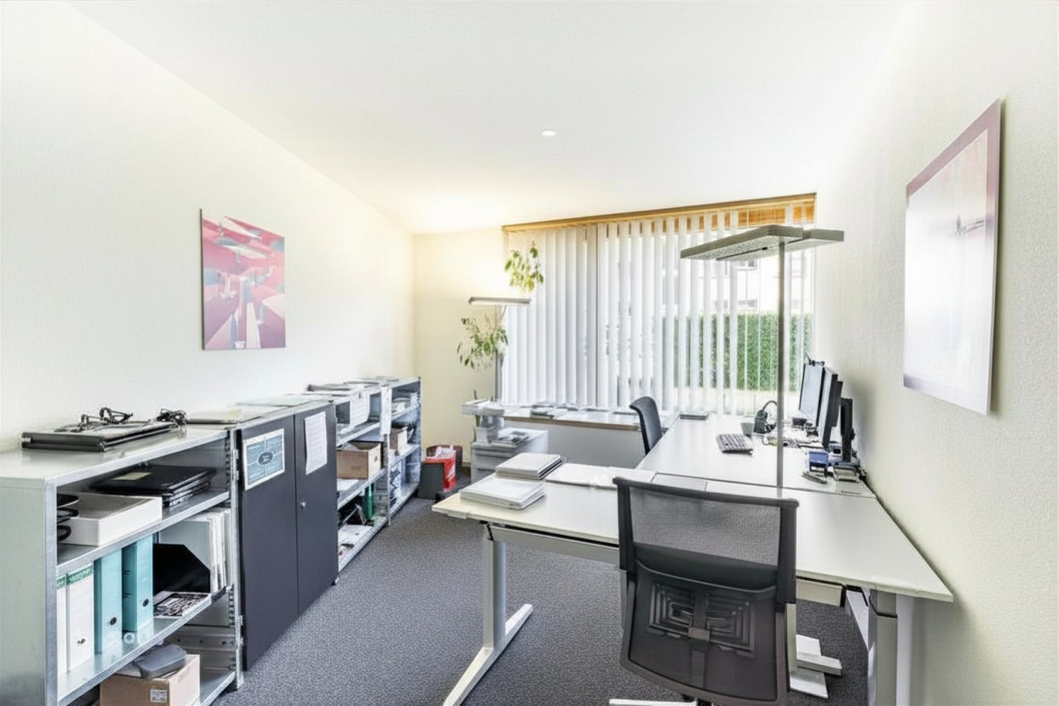 150m² office