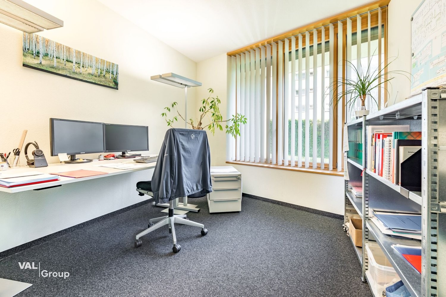 150m² office
