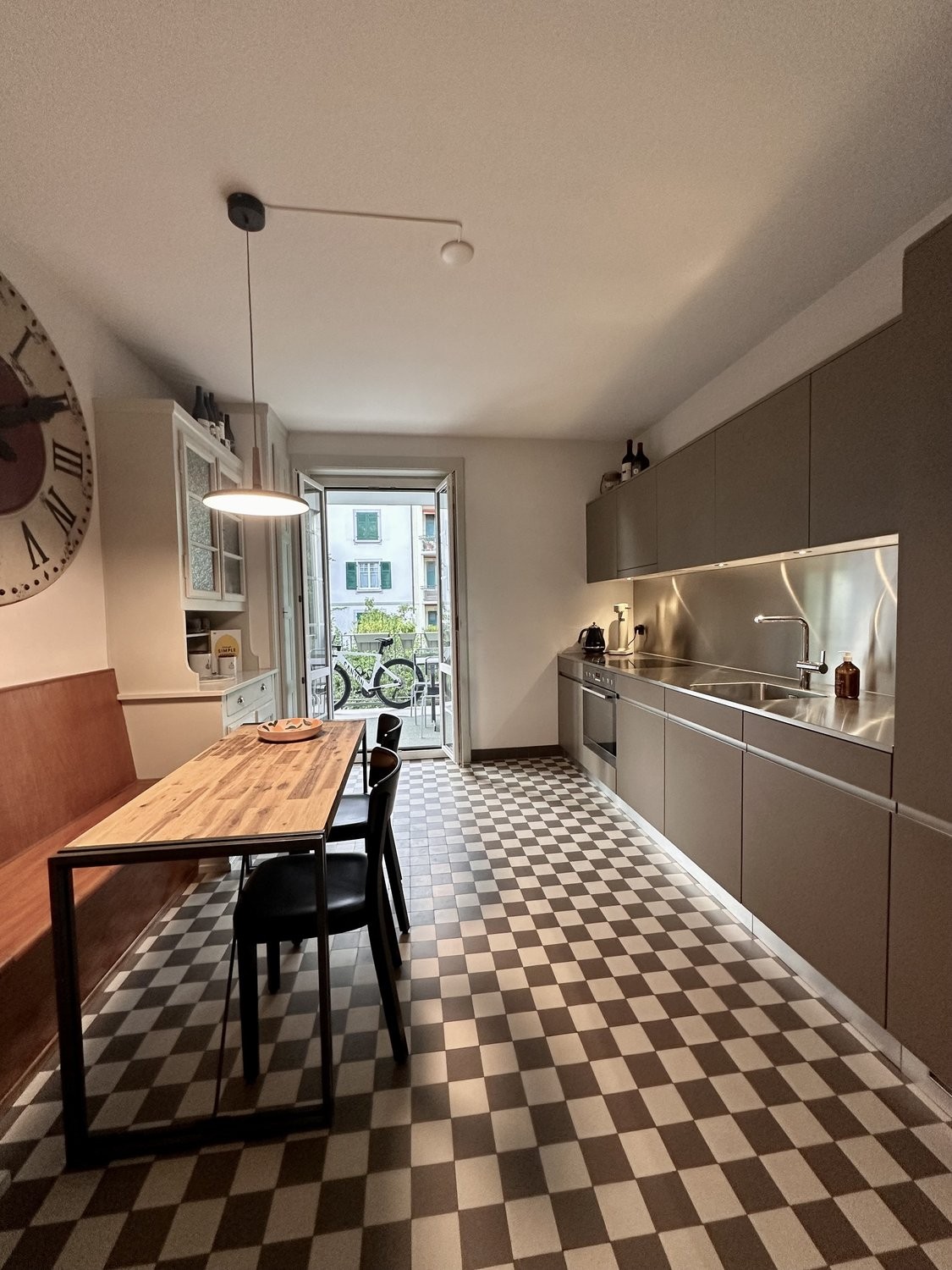 2 ½ rooms furnished flat, Foto 1 von 8