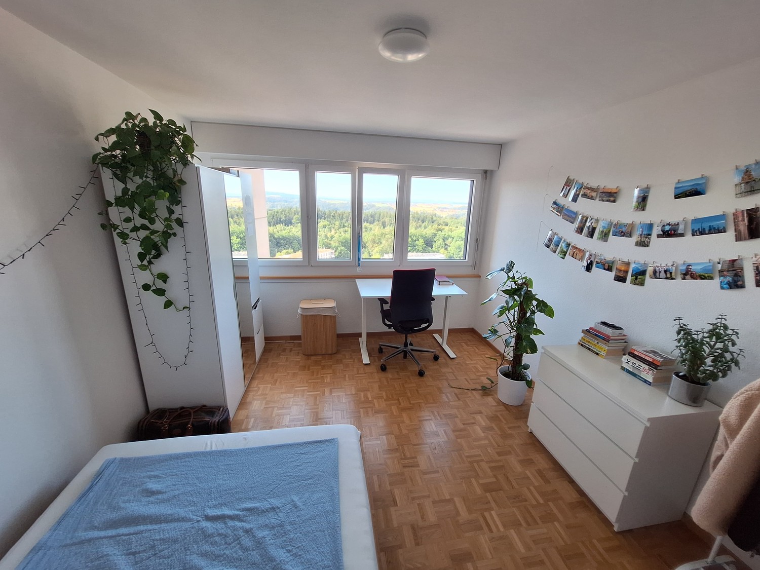 Room in a shared flat, Foto 1 von 3