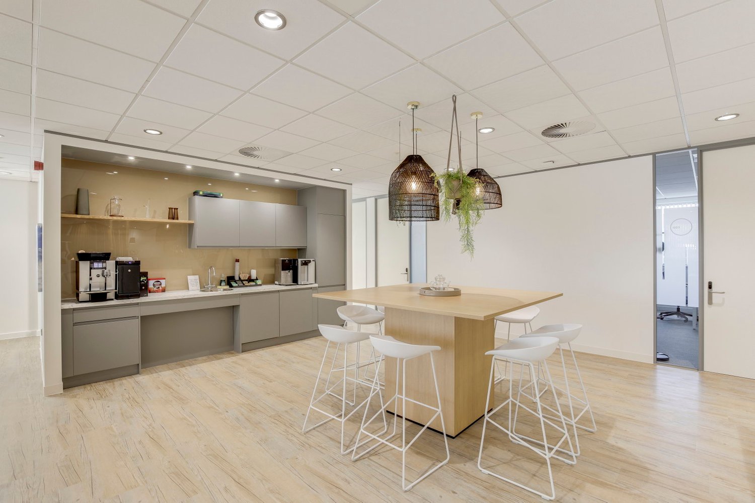 225m² Büro