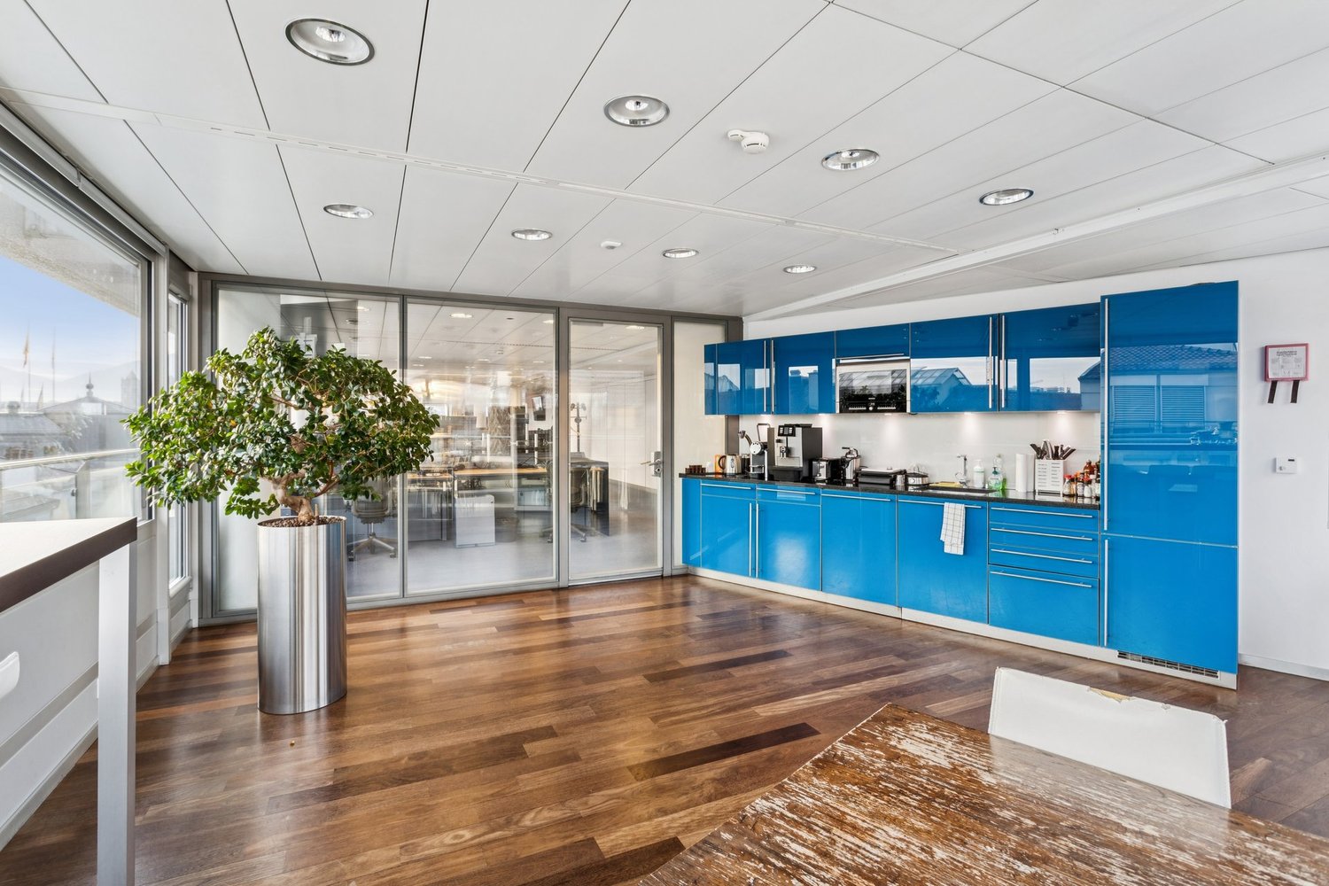 913m² Büro, Foto 6 von 10