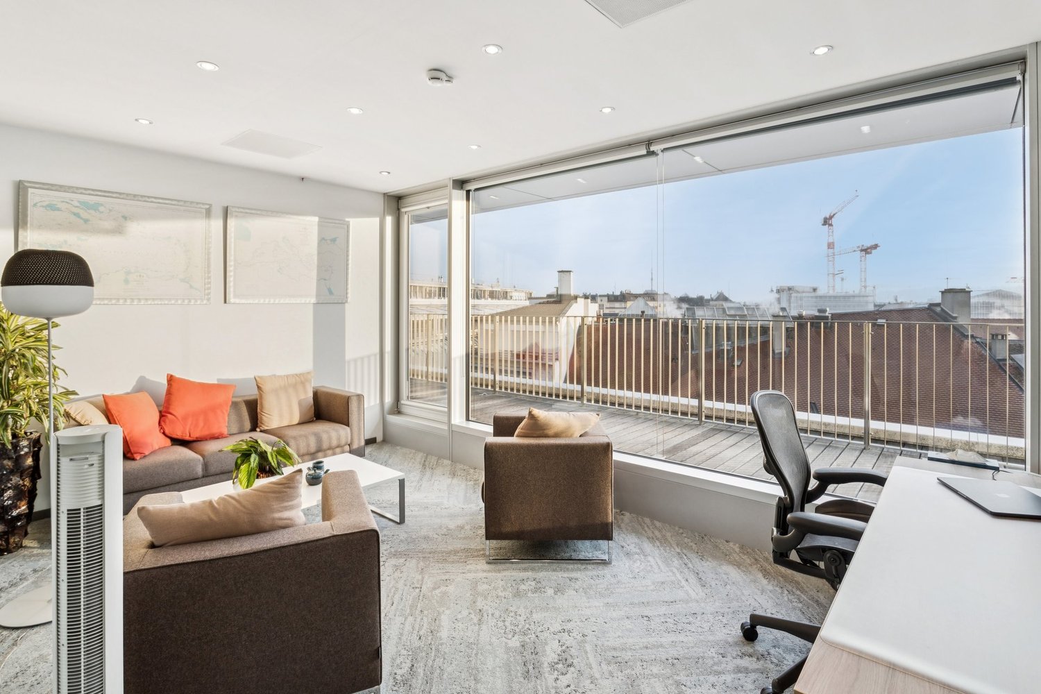 913m² Büro, Foto 3 von 10