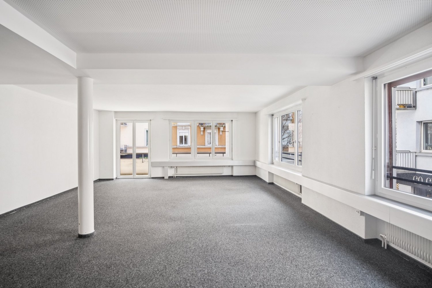 346m² office, Foto 2 von 5