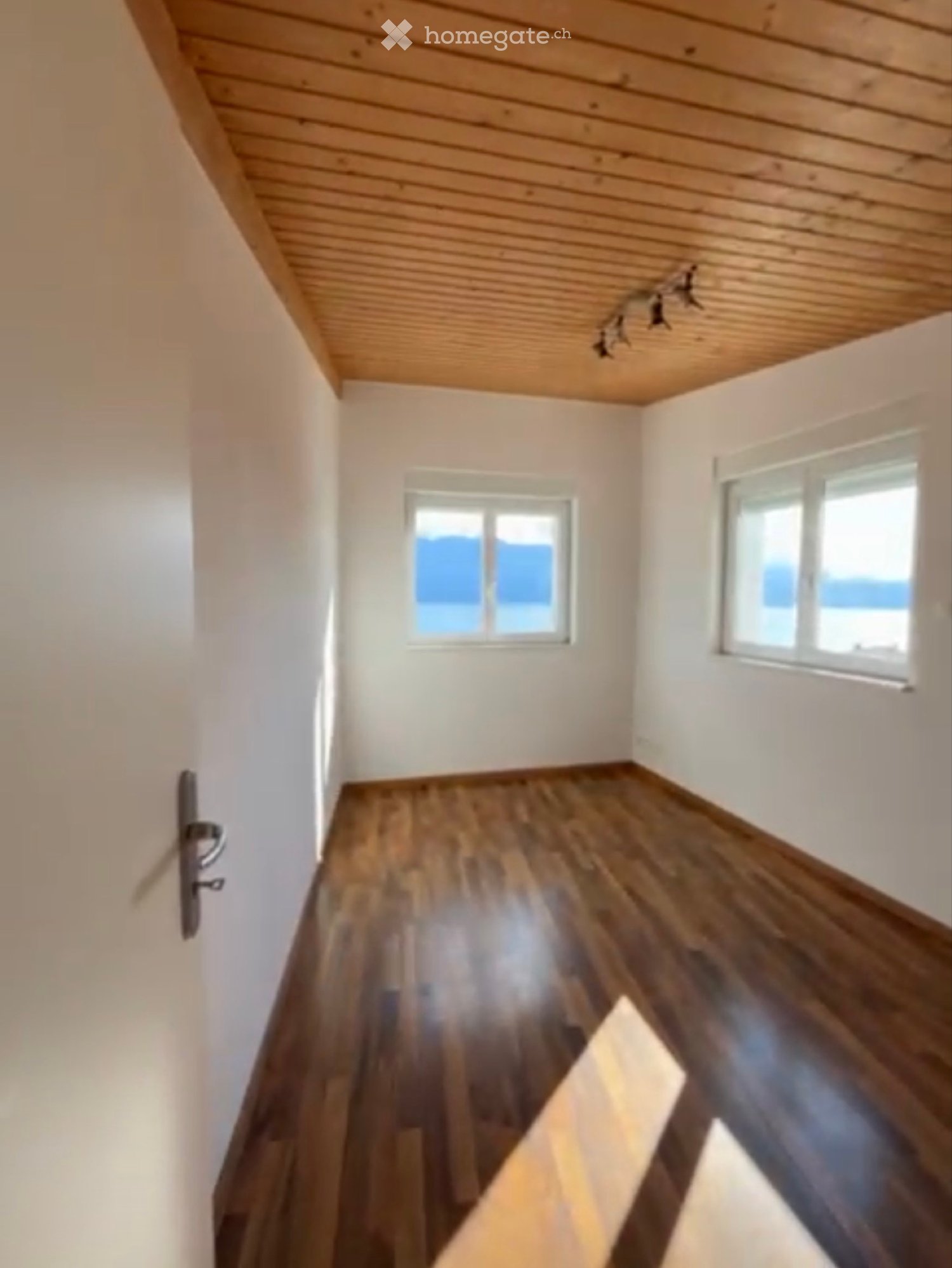 4 rooms single house