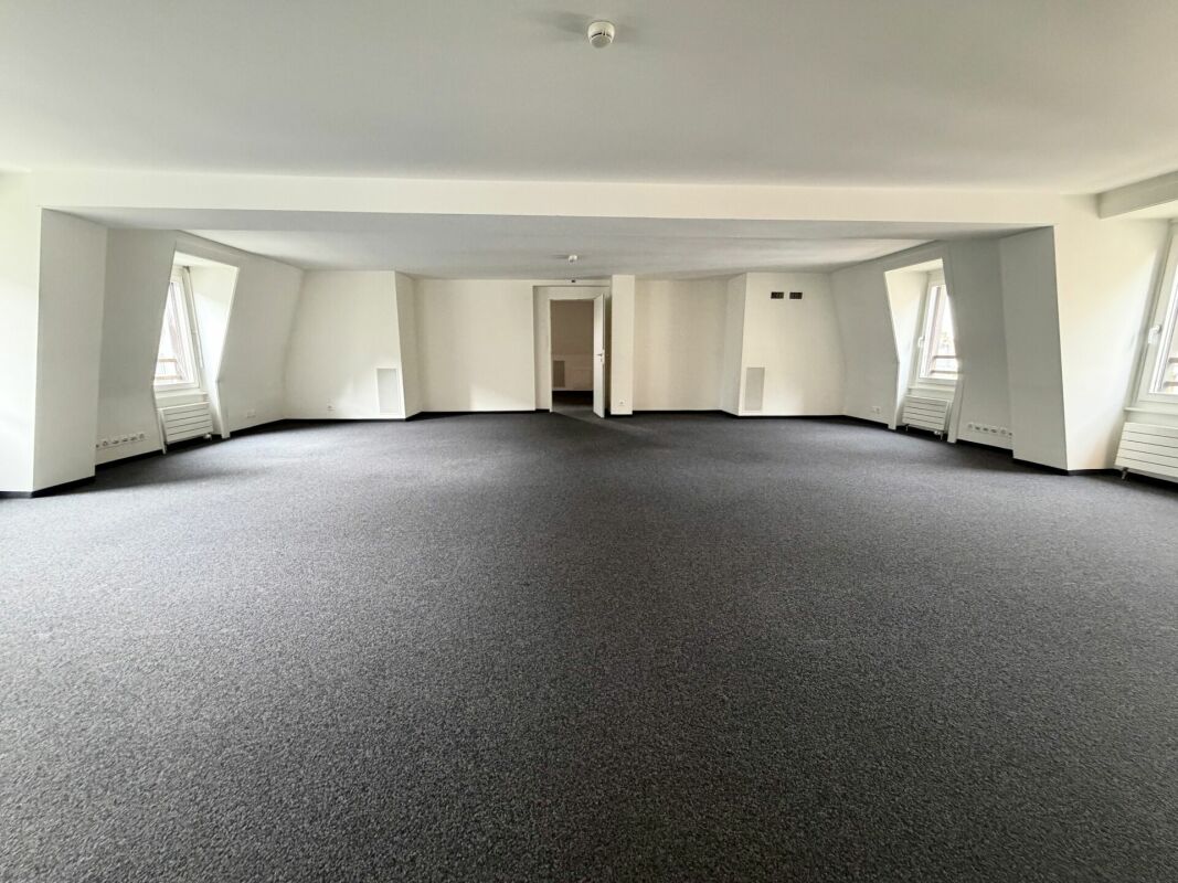 1306m² Büro, Foto 8 von 10