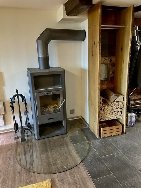 3 rooms furnished flat