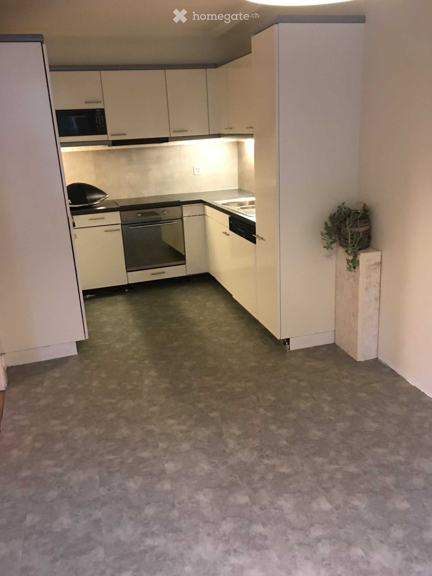 4-Zimmer-Wohnung, Foto 2 von 5