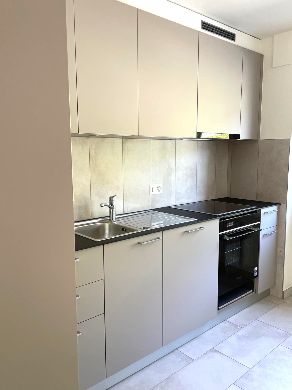3 ½ Zimmer-Wohnung, Foto 1 von 6